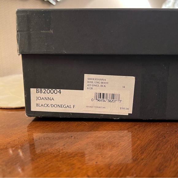 Burberry Womens Vintage High Boots Vintage Size 38 EUC Black and White - Picture 14 of 15